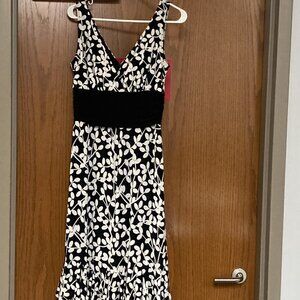 WHBM black white floral dress sz s